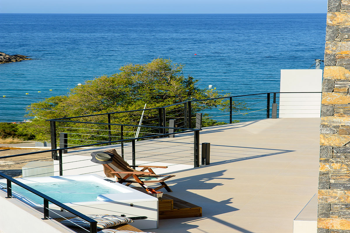 Beachfront Villa Phi